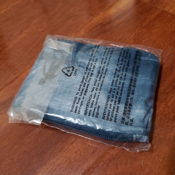 Madewell Tote - Picture 4 of 4